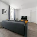 Le Brit - Grand Design, 3 Chambres, Centre Apartment