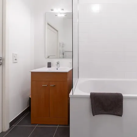 Le Brit - Grand Design, 3 Chambres, Centre Apartment