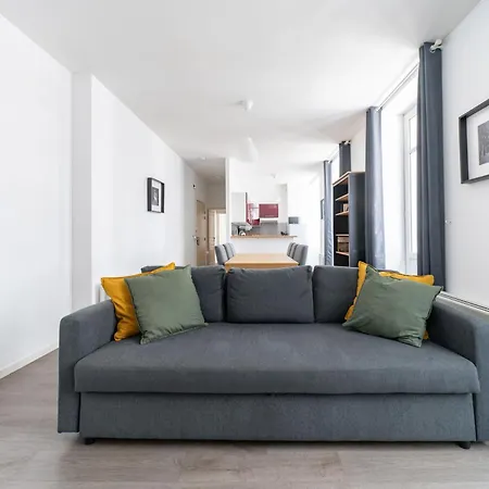 Le Brit - Grand Design, 3 Chambres, Centre *