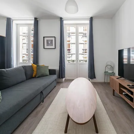 Le Brit - Grand Design, 3 Chambres, Centre *